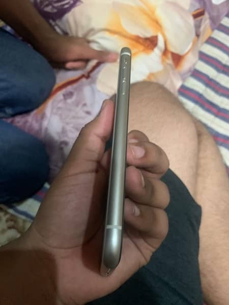 iphone 11 64gb non pta 7