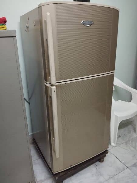 FRIDGE FOR URGENT SALE IN BEST PRICE 0