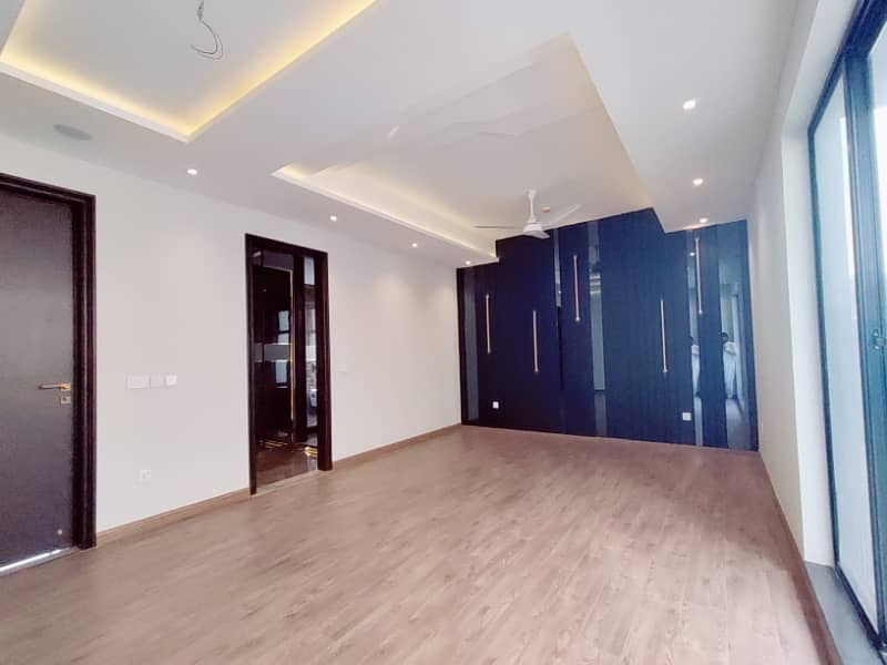 One Kanal House Available For Rent In Dha Phase 6 11
