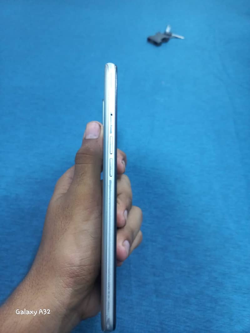 oppo a 16 4