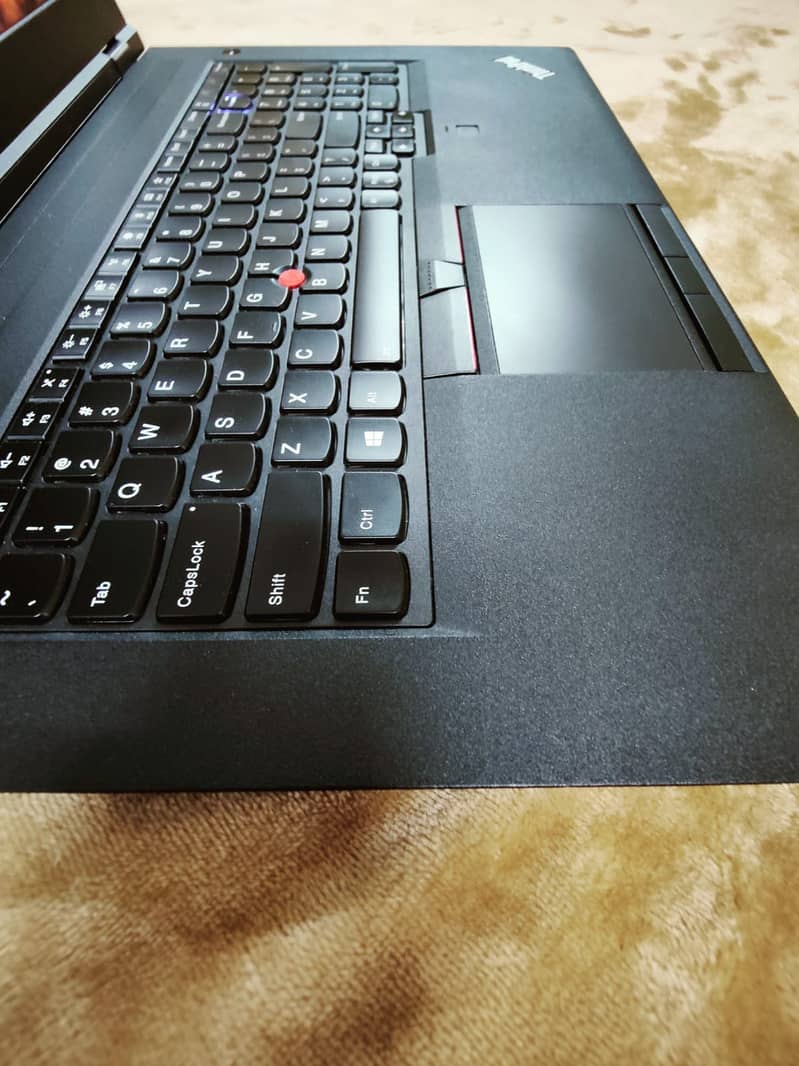 Laptop Lenovo ThinkPad P73 Workstation 4