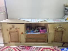 Cupboard and sight corners