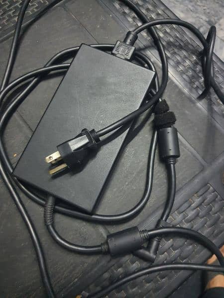 hp laptop adopter charger 200W for gaming or graphic hp laptops 0