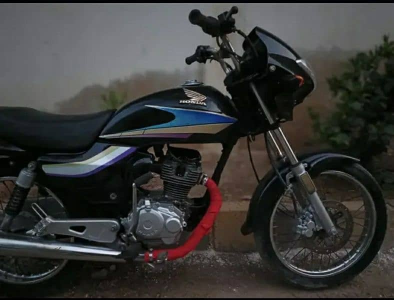 Honda Deluxe Cg125 /2007 3