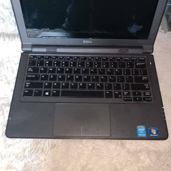 Dell 4th gen touch screen laptop 1