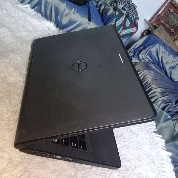 Dell 4th gen touch screen laptop 2