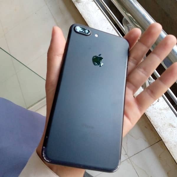 i phone 7 plus pta aproved 128gb Condition  good 8