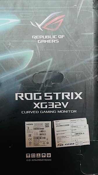 Rog Strix XG32V 1