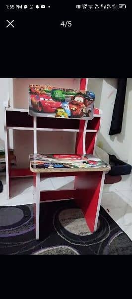 study table for sale good condition 3