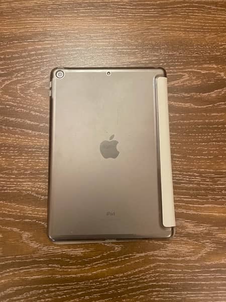 iPad 7th Generation 0