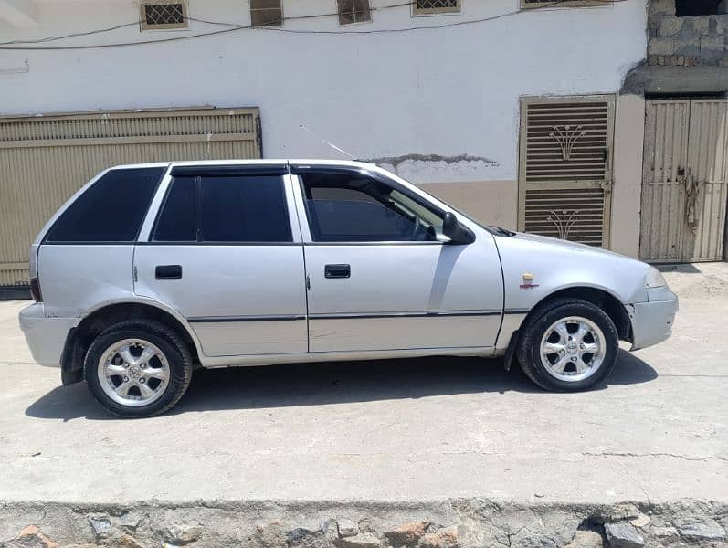 Suzuki Cultus VXL 2007 3