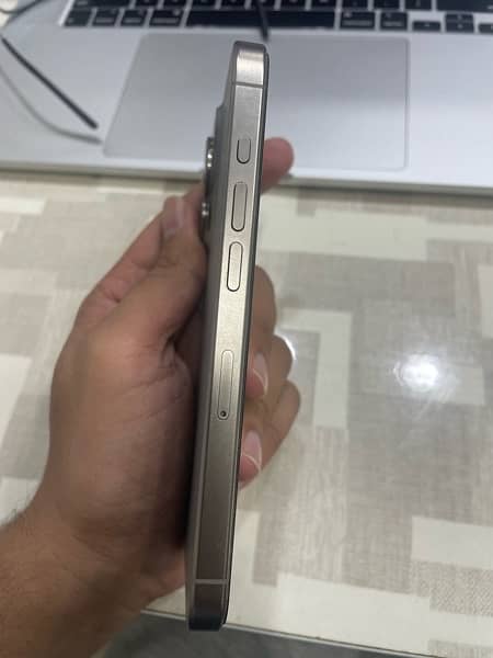 iPhone 15pro 256gb non PTA 3