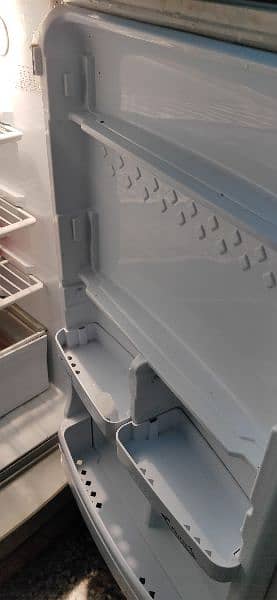 Pell Fridge. . . Clean Condition 11