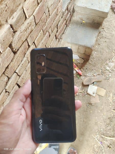 vivo v 17 8 gbram 256 GB rom 8