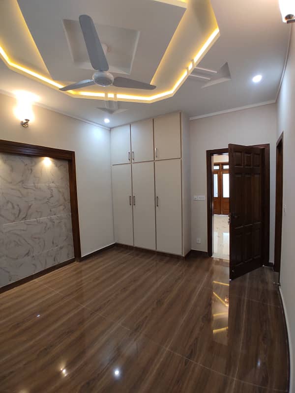Brand New 30X60 Luxury House For Sale With 4 Bedroom Attached Washroom In G-13 Islamabad 8