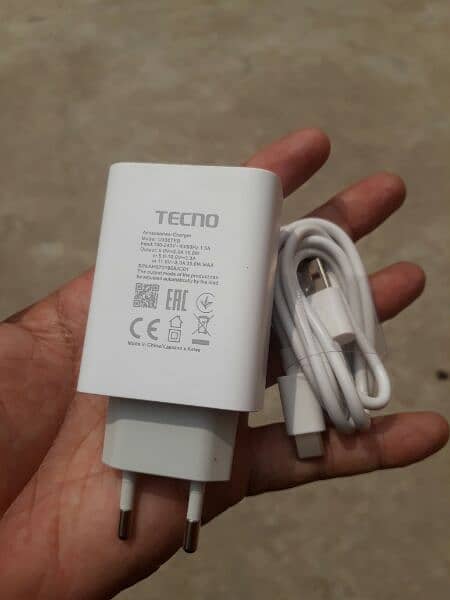 tecno 33W original charger 3