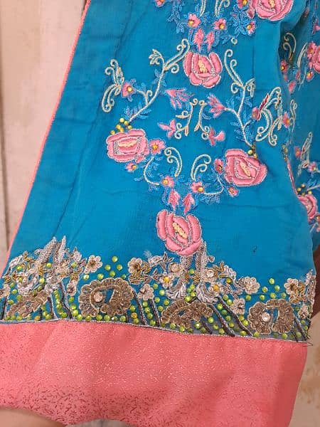 Blue hand embroidery dress 2