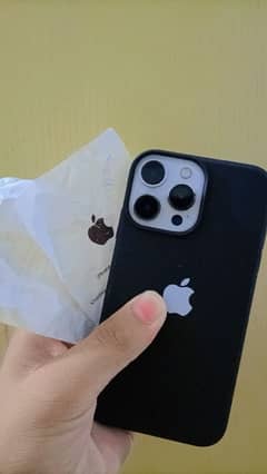 Iphone xr into 13 pro max 0