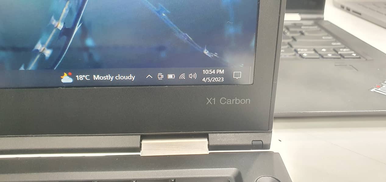 Lenovo x1 Carbon 10th Laptop for sale 2