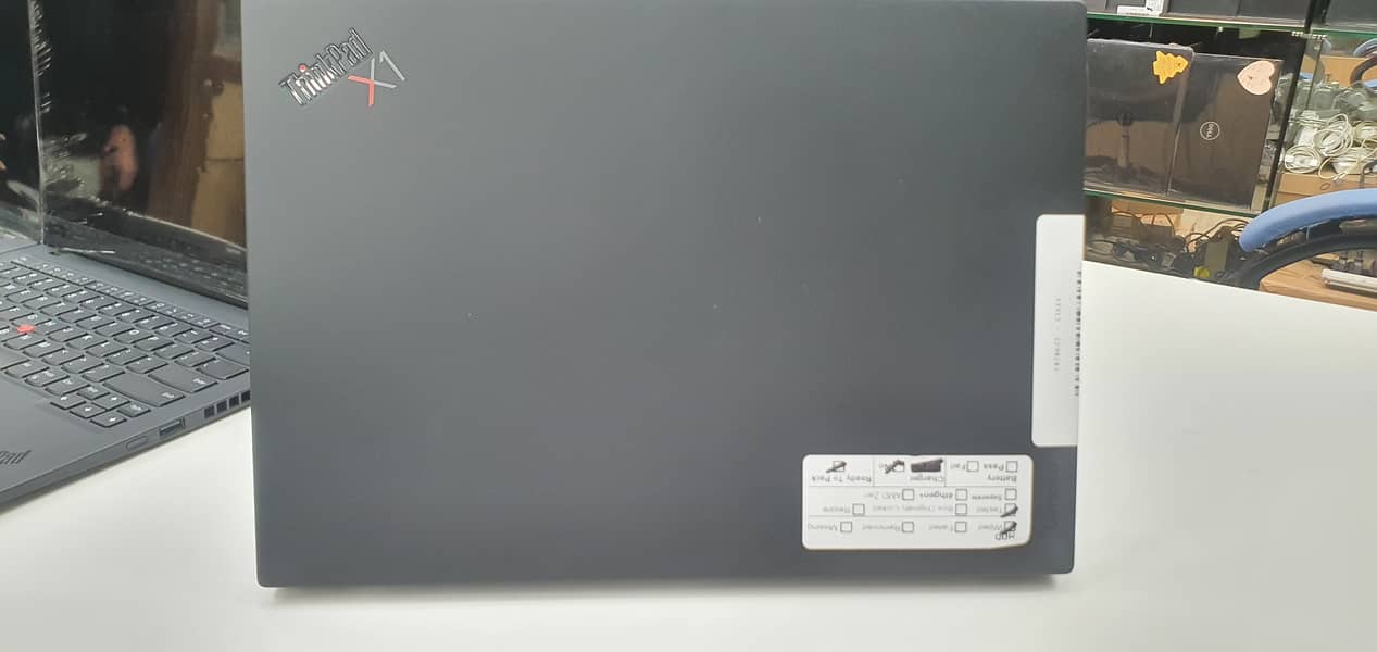 Lenovo x1 Carbon 10th Laptop for sale 4