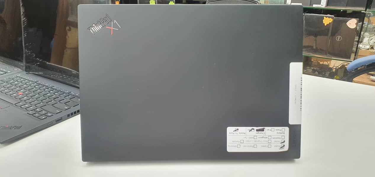 Lenovo x1 Carbon 10th Laptop for sale 5