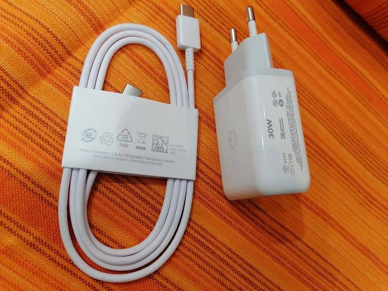 GOOGLE PIXEL 30W ORIGINAL CHARGER 0