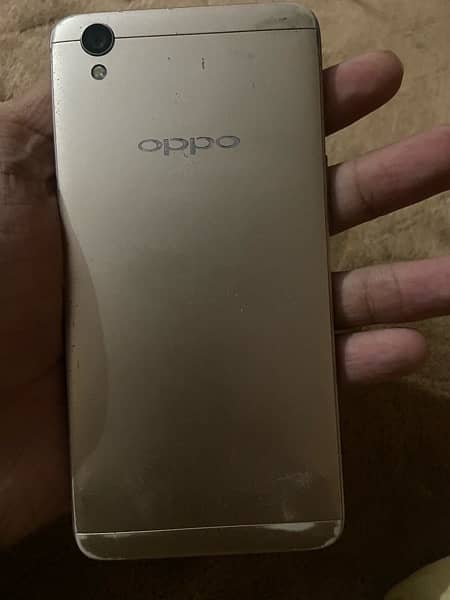 Oppo A37 3