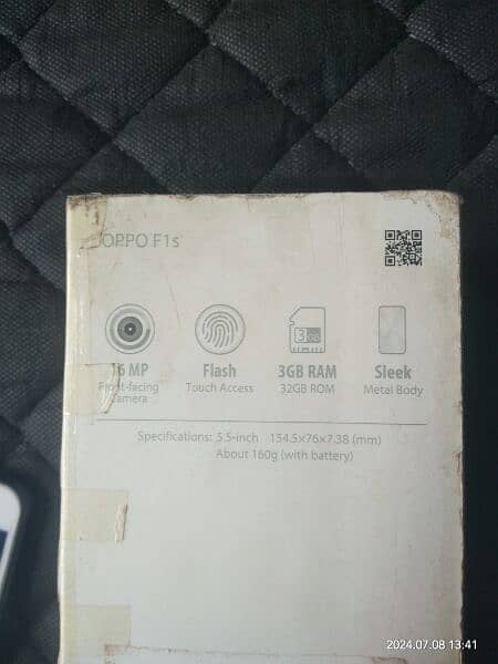 oppo f1s with box 3/32 ram rom  whatsapp  03378348167 and 03267436125 9