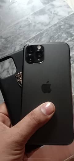 i phone 11 pro 64gb pta approved clean