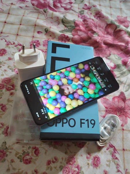 Oppo F19 (6x128) complete Box 9