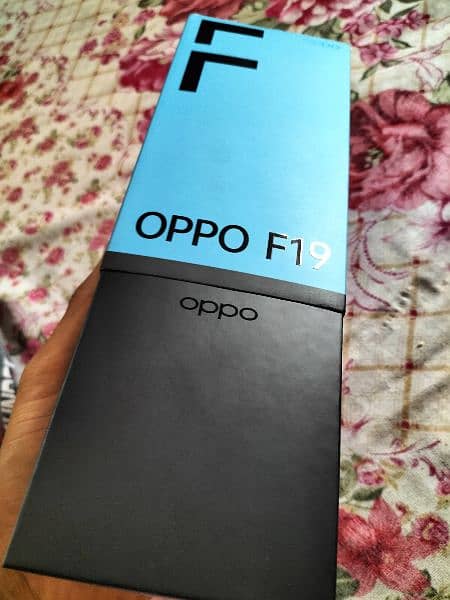 Oppo F19 (6x128) complete Box 14