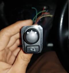 Suzuki swift retractable mirrors with switch button