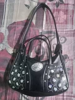 Hand bag for ladies. few times used