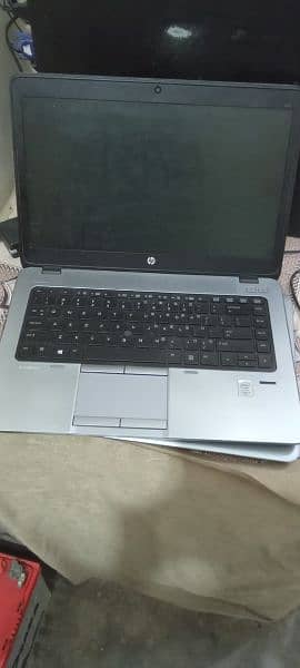 HP laptop 10/10 condition 1