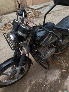 Suzuki GS 150 SE