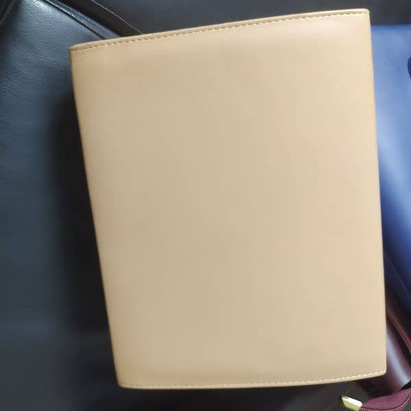 handbag made in Pakistan 1 hand new condition 6