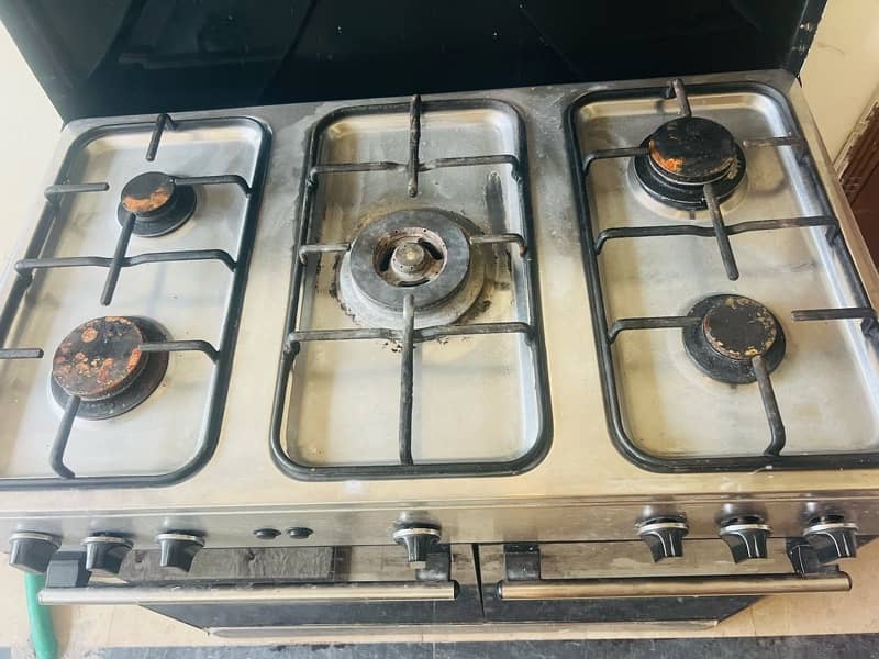 cooking range good condition 1