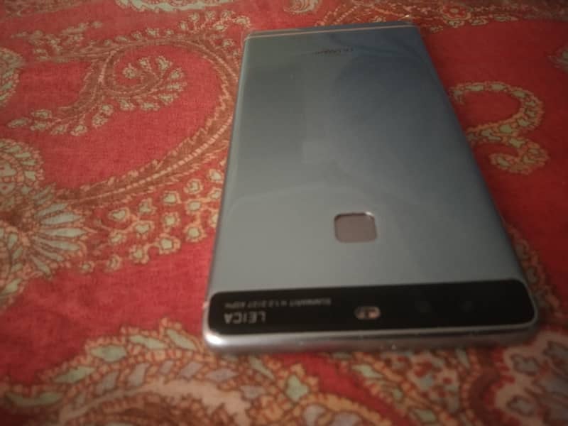 Beutifull and Fresh Condition Huawei P9 0