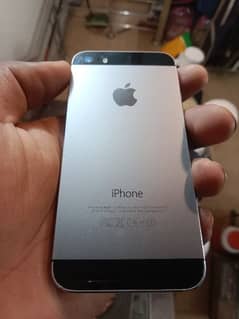iPhone 5s 10 By 10 condition. no pta