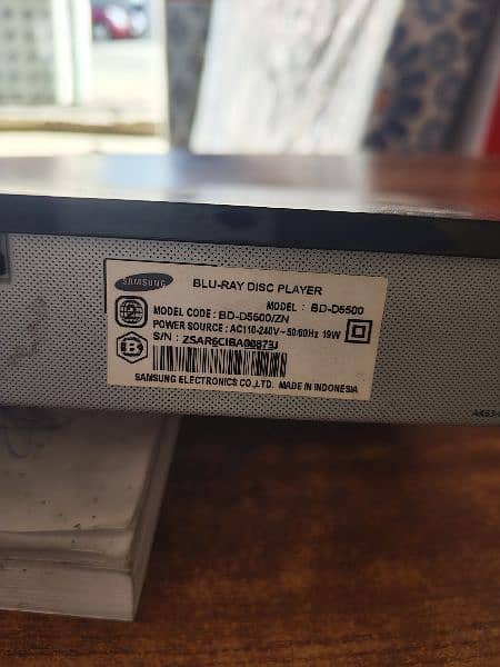 Samsung DVD +3D player   modle BD D5500 1