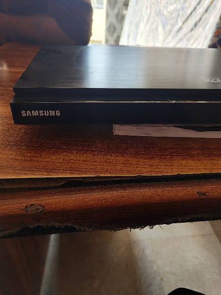 Samsung DVD +3D player   modle BD D5500 2