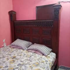urgent sale chinniot king size bed