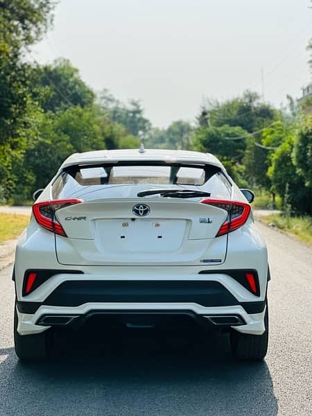 Toyota C-HR 2019 8