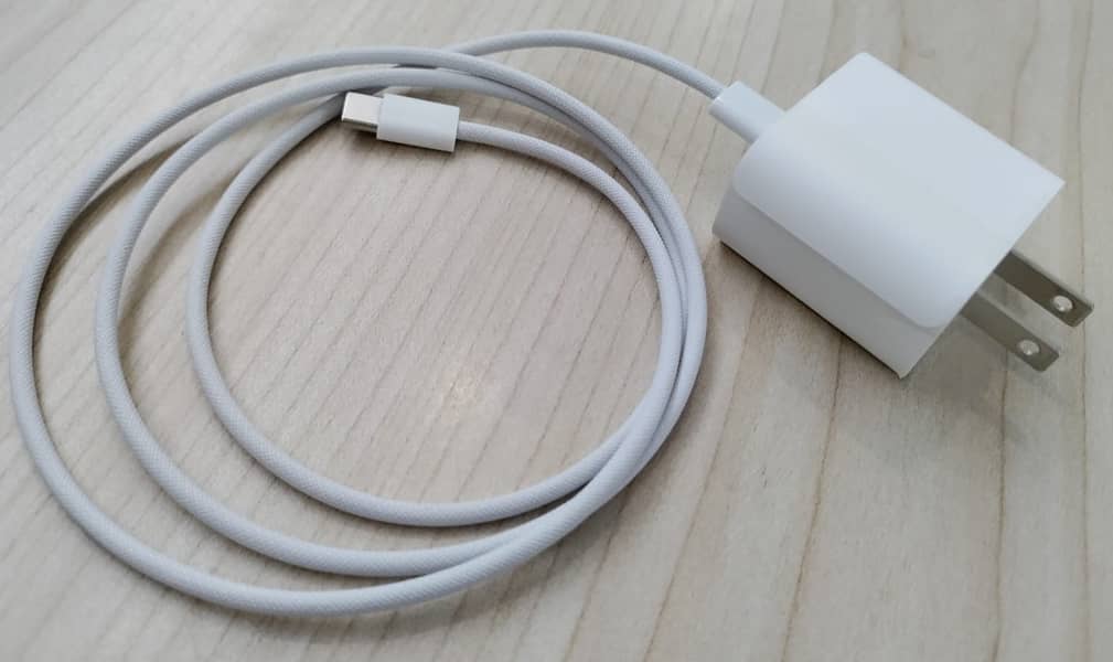 Iphone 15 pro Max 20w charger with cable 100% original for sale 1