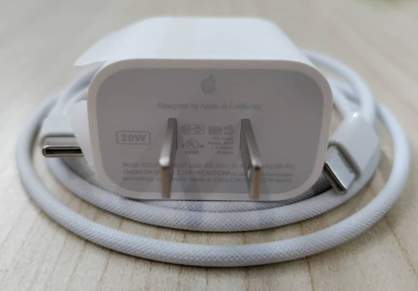 Iphone 15 pro Max 20w charger with cable 100% original for sale 6