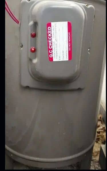 NasGas 35 gallon geyser 3000watts like brand new. DHA 4