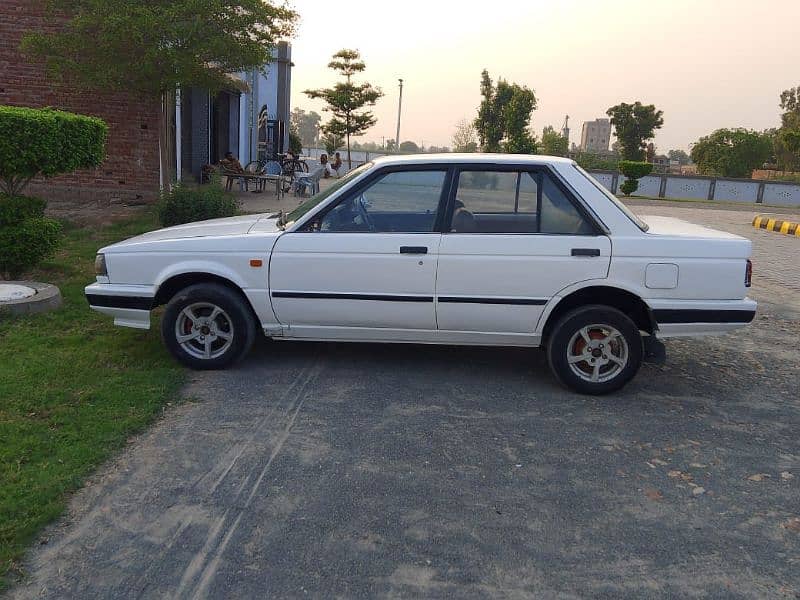 Nissan Sunny 1988 2