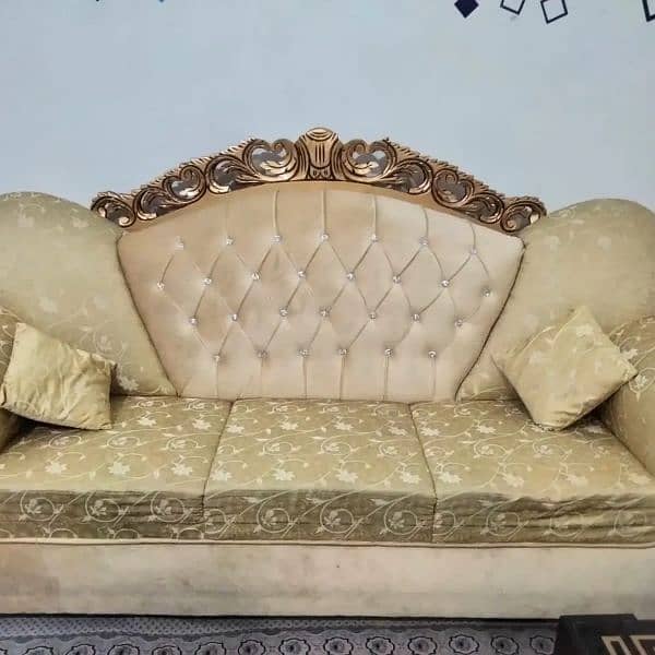 good condition sofa set 3