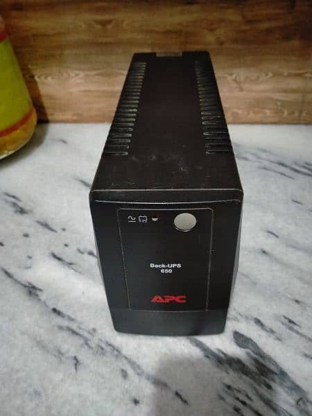 APC smart ups 650va 3