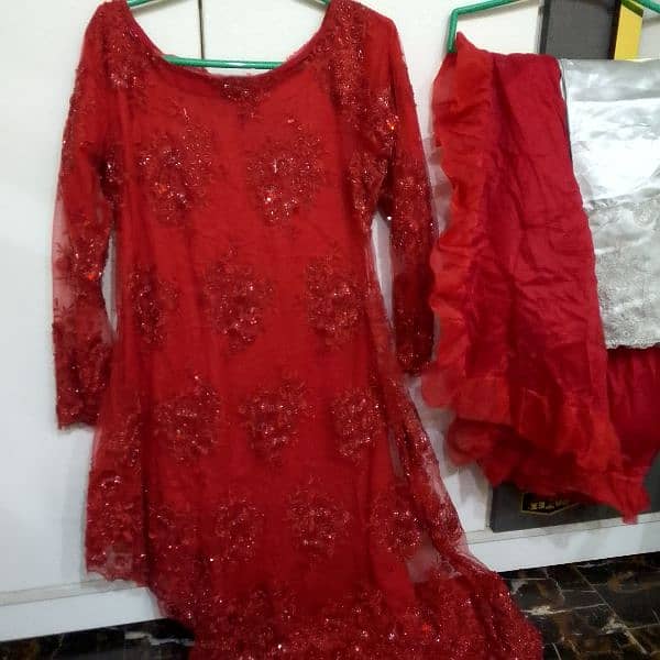 preloved dresses/boutique designs dressess 12